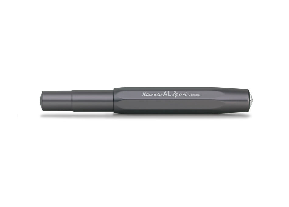 Valokuva tuotteesta Mustekynä Kaweco Al Sport F Anthracite, kuuluu tuoteryhmään Lahjakynät.