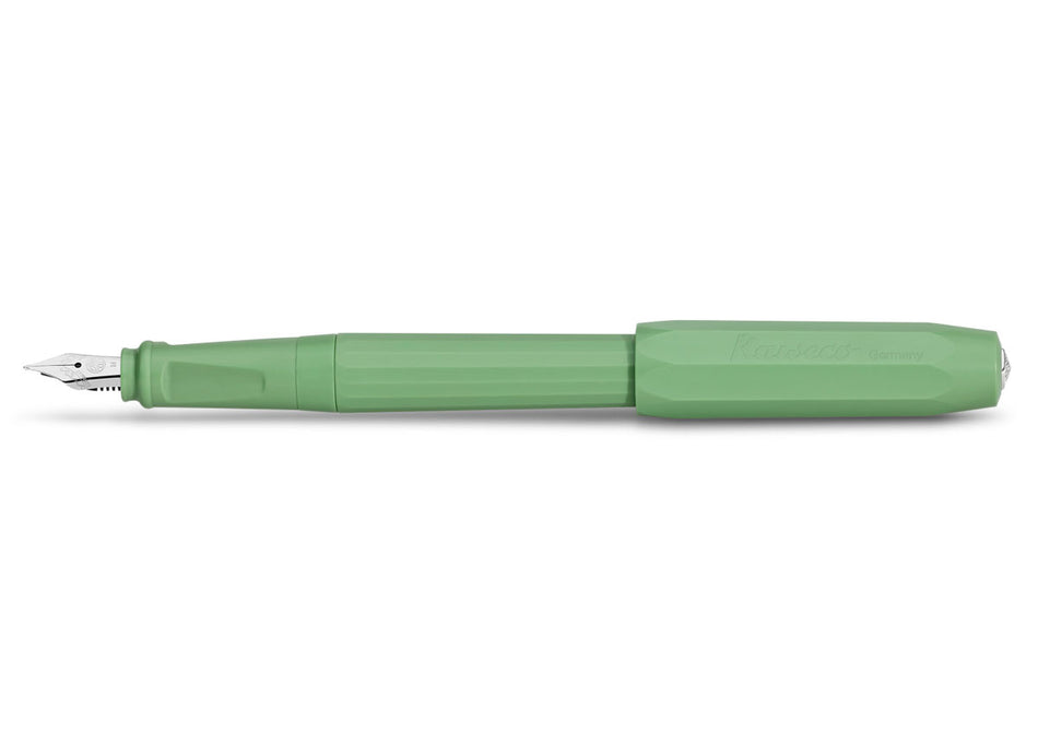 Valokuva tuotteesta Mustekynä Kaweco Perkeo Jungle Green, kuuluu tuoteryhmään Lahjakynät.