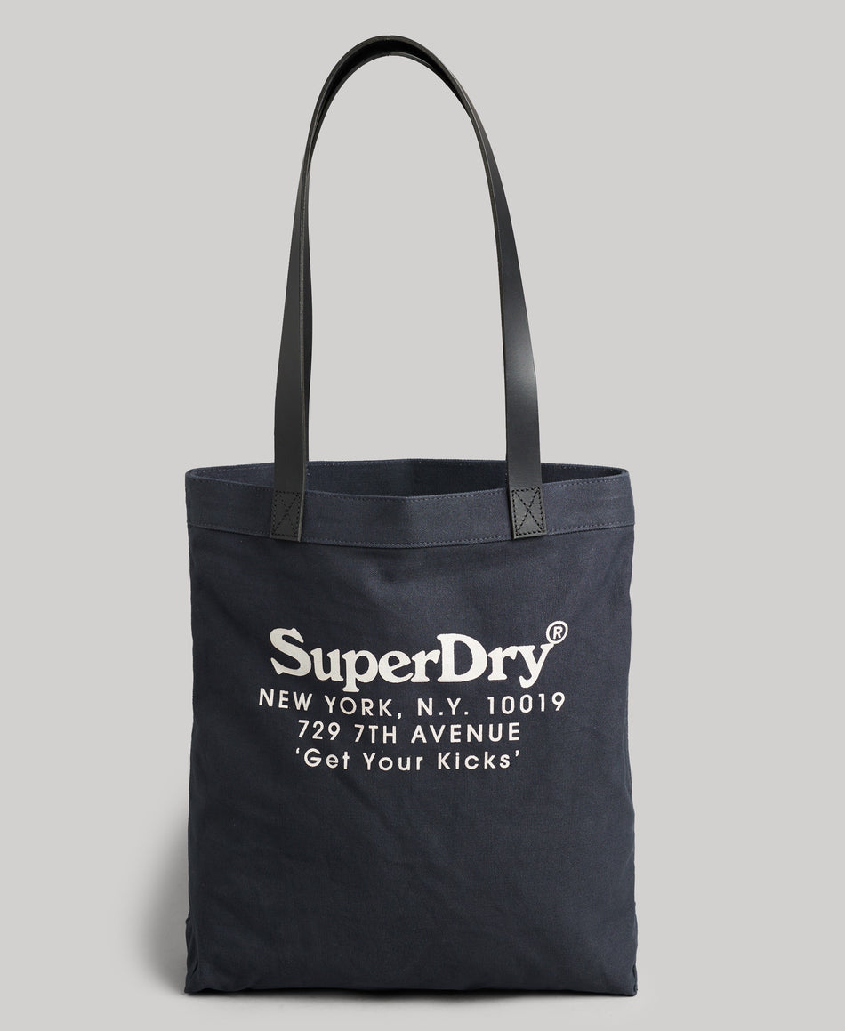 Valokuva tuotteesta Kassi Superdry  Vintage Graphic Shopper, kuuluu tuoteryhmään Laukut asut asusteet.