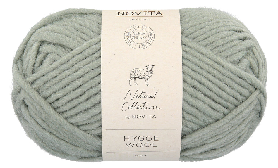 Valokuva tuotteesta Lanka Novita Hygge Wool 100g 304 sininata, kuuluu tuoteryhmään Käsityötarvikkeet.