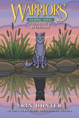 Valokuva kirjasta Erin Hunter Warriors: A Shadow in RiverClan (Full-Color Adventure), kuuluu tuoteryhmään Ulk sarjakuvat.