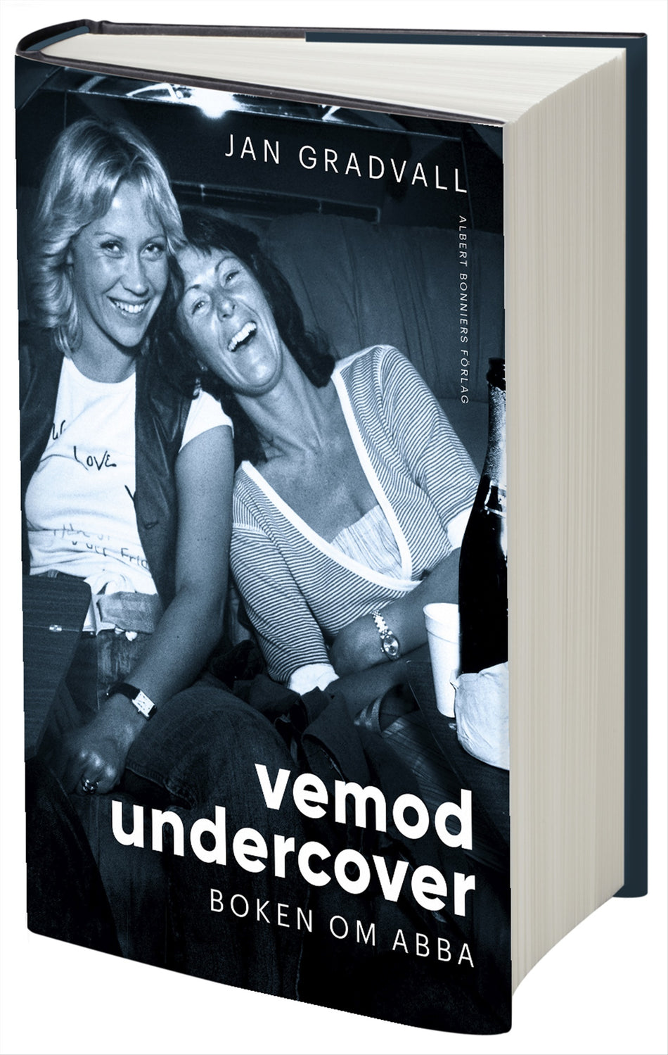 Valokuva kirjasta Jan Gradvall Vemod undercover : boken om ABBA, kuuluu tuoteryhmään Ruots harrasteet taide.