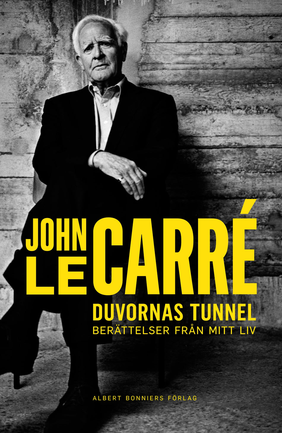 Valokuva kirjasta John le Carré Duvornas tunnel : berättelser från mitt liv, kuuluu tuoteryhmään Ruots muu tieto.
