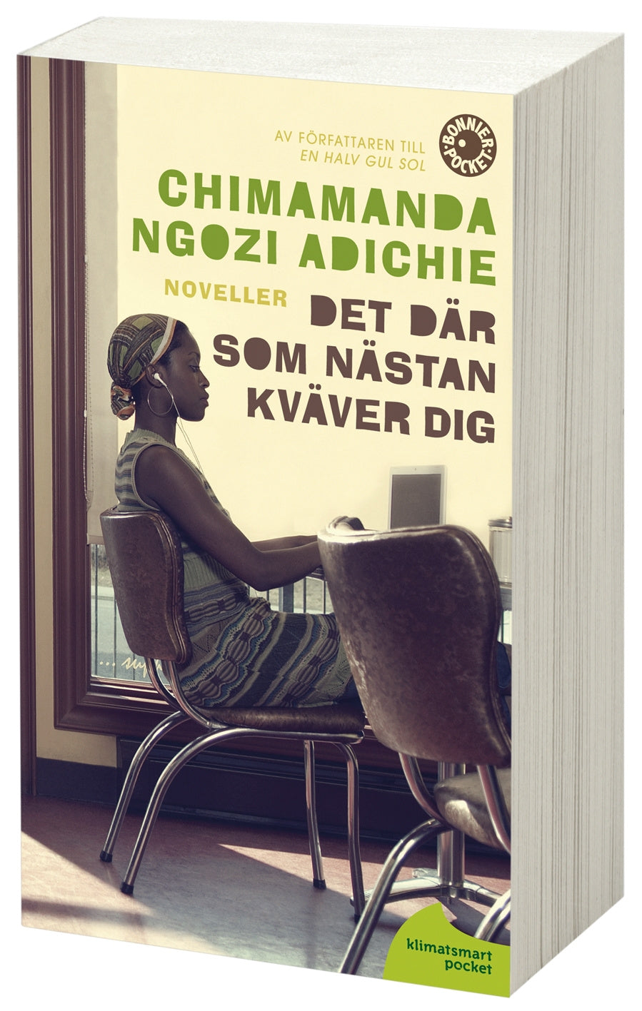 Valokuva kirjasta Chimamanda Ngozi Adichie Det där som nästan kväver dig, kuuluu tuoteryhmään Ruots kaunokirjat.