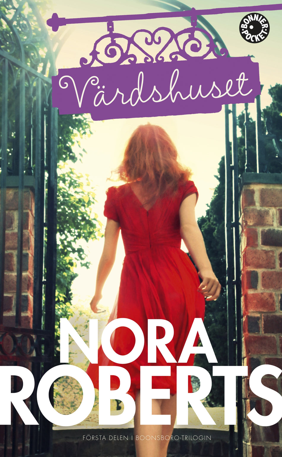 Valokuva kirjasta Nora Roberts Värdshuset, kuuluu tuoteryhmään Ruots kaunokirjat.