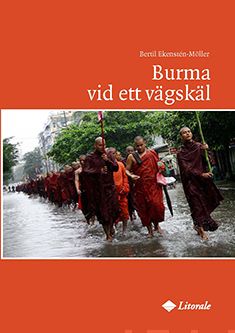 Valokuva kirjasta  Burma vid ett vägskäl, kuuluu tuoteryhmään Matkat.