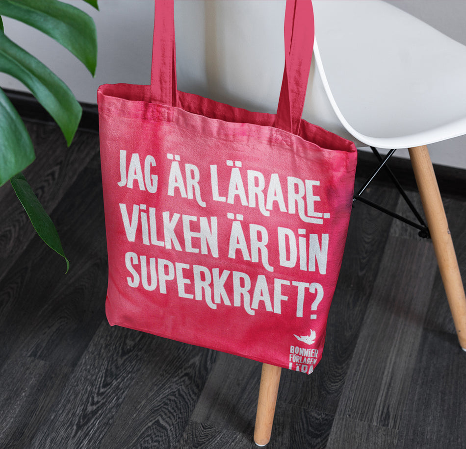 Valokuva kirjasta  Tygkasse: Jag är lärare. Vilken är din superkraft? (rosa), kuuluu tuoteryhmään Ruots harrasteet taide.