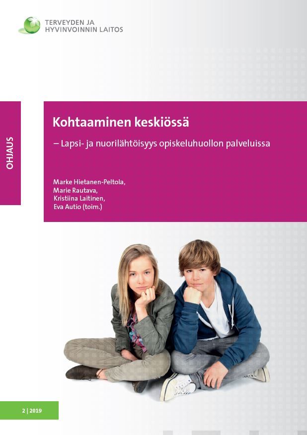 Valokuva kirjasta  Kohtaaminen keskiössä, kuuluu tuoteryhmään Talous yhteiskunta.