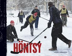 Valokuva kirjasta Hannu Vanhanen Höntsy - Äijäpeli - Geezer's Game, kuuluu tuoteryhmään Urheilu harrasteet.