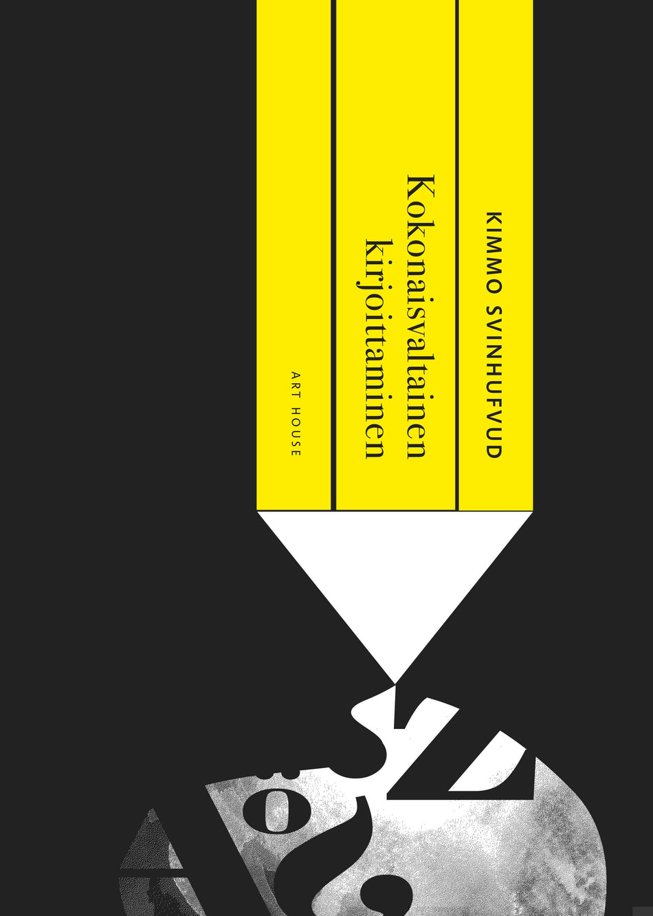 Valokuva kirjasta Kimmo Svinhufvud Kokonaisvaltainen kirjoittaminen, kuuluu tuoteryhmään Sanakirjat.