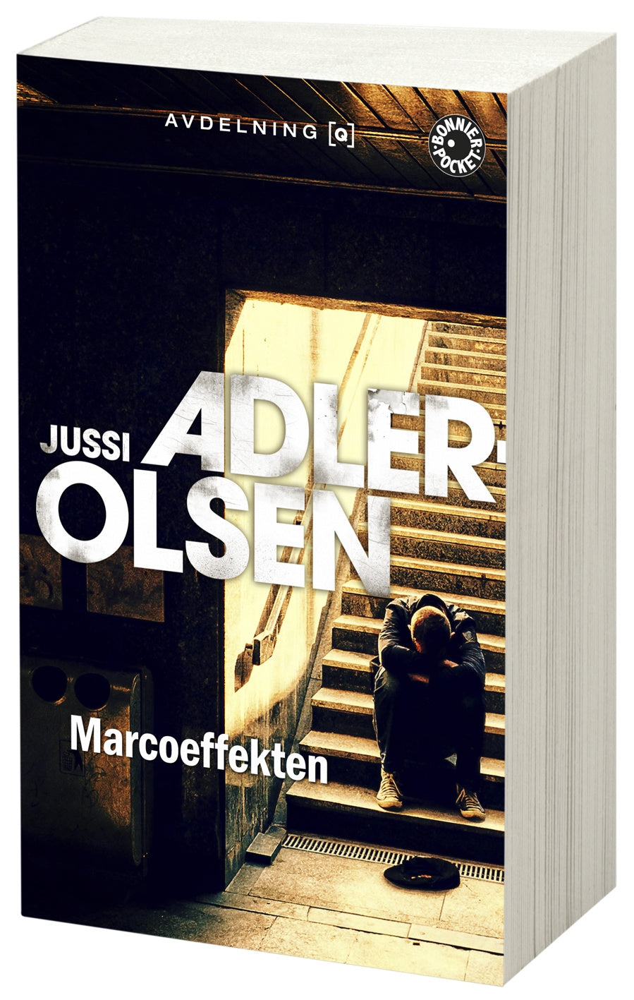 Valokuva kirjasta Jussi Adler-Olsen Marcoeffekten, kuuluu tuoteryhmään Ruots kaunokirjat.