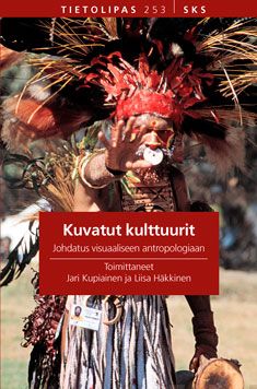 Valokuva kirjasta  Kuvatut kulttuurit, kuuluu tuoteryhmään Matkat.
