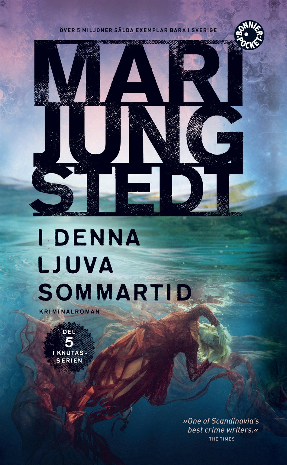 Valokuva kirjasta Mari Jungstedt I denna ljuva sommartid, kuuluu tuoteryhmään Ruots kaunokirjat.